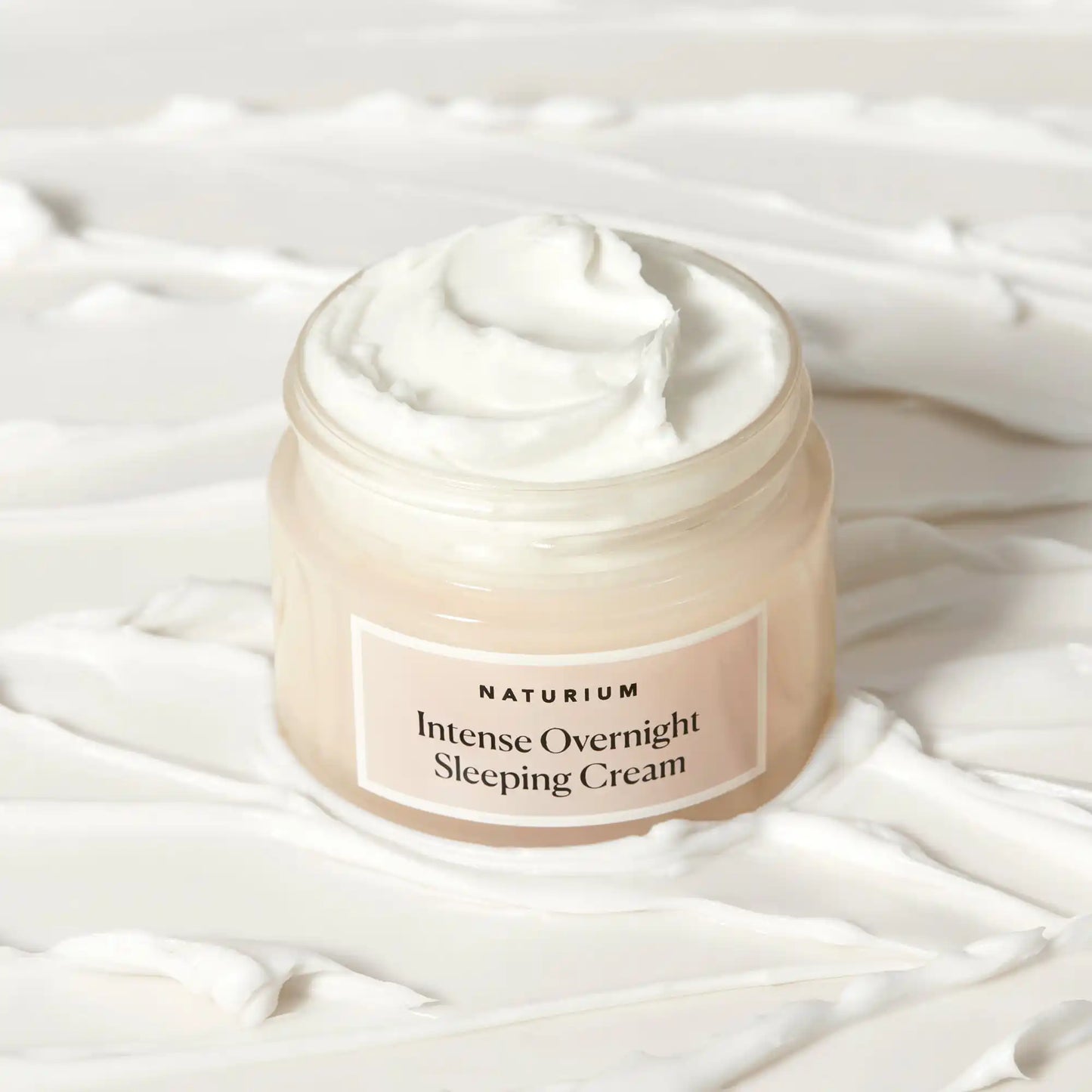 intense-overnight-sleeping-cream-o5 sleepingcream_0880-crop_1.webp